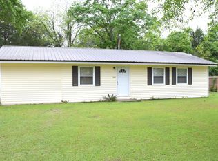 606 2nd St, Chipley, FL 32428