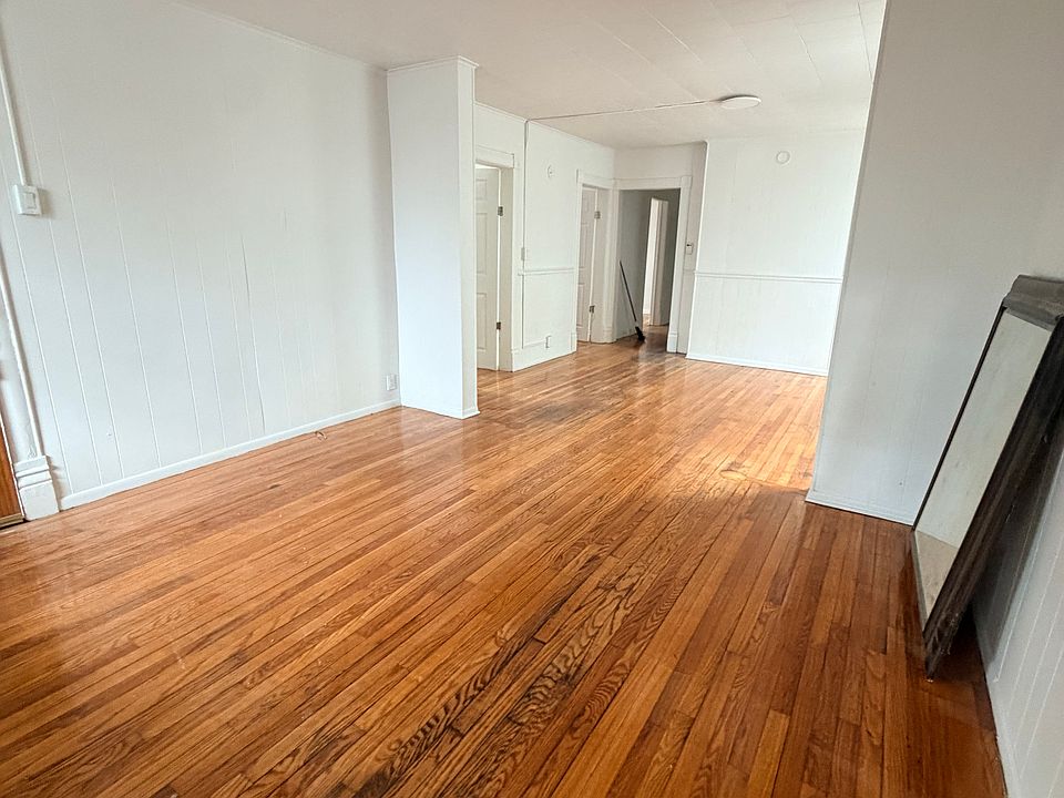 2nd image of 10 Amity St #1