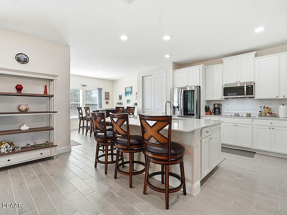 4th image of 2137 Raglan Cir