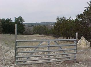 436B N Red Bird Loop, Center Pt, TX 78010