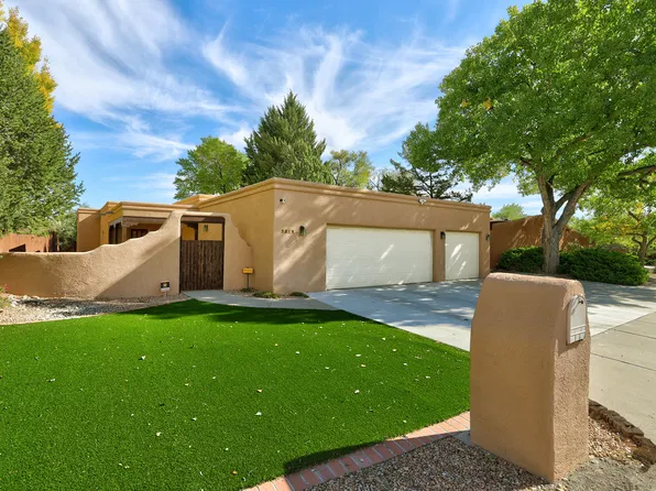 3219 El Toboso Dr NW, Albuquerque, NM 87104