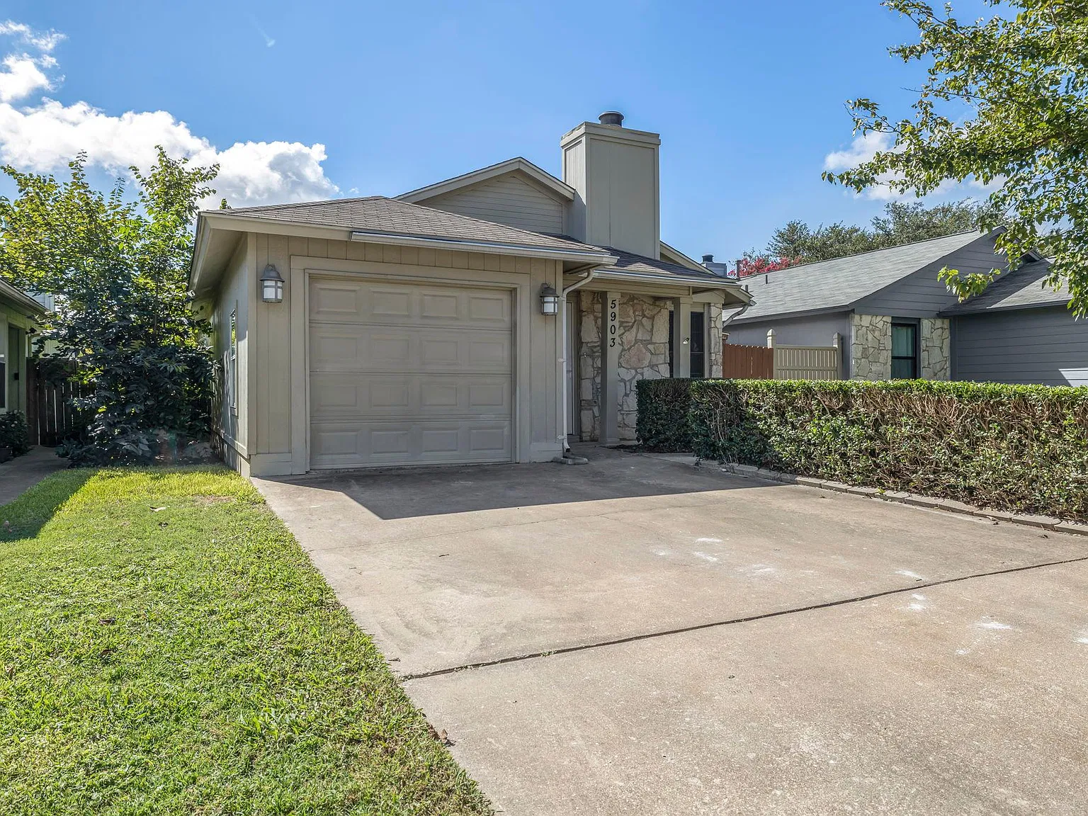 5903 Kevin Kelly Pl — Photo 2