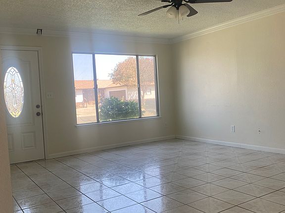 3rd image of 4204 Windgate Dr