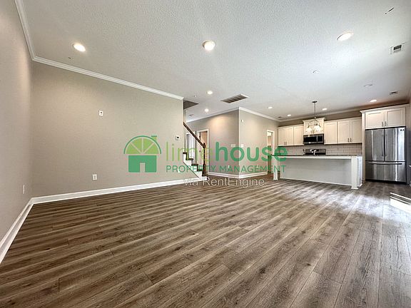 5th image of 2101 Ball St