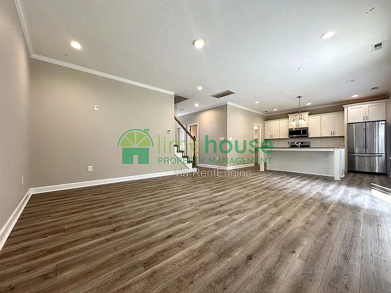 2101 Ball St — Photo 5