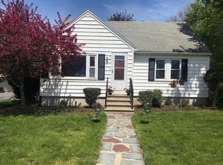 83 Mansfield Ave, Norton, MA 02766