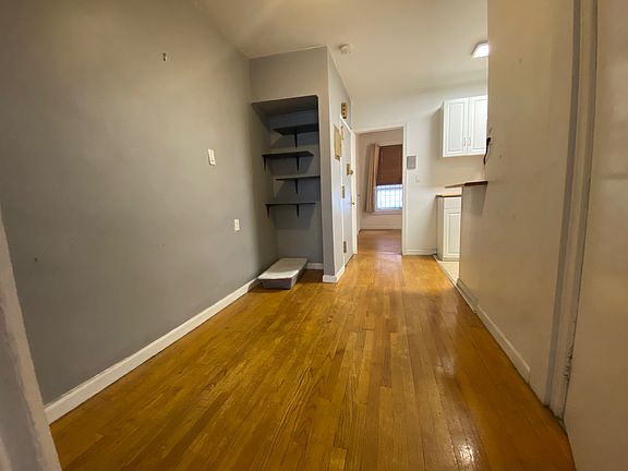 4th image of 515 6th Ave #2