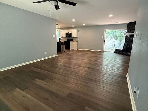 2nd image of 26 Barnwell Dr