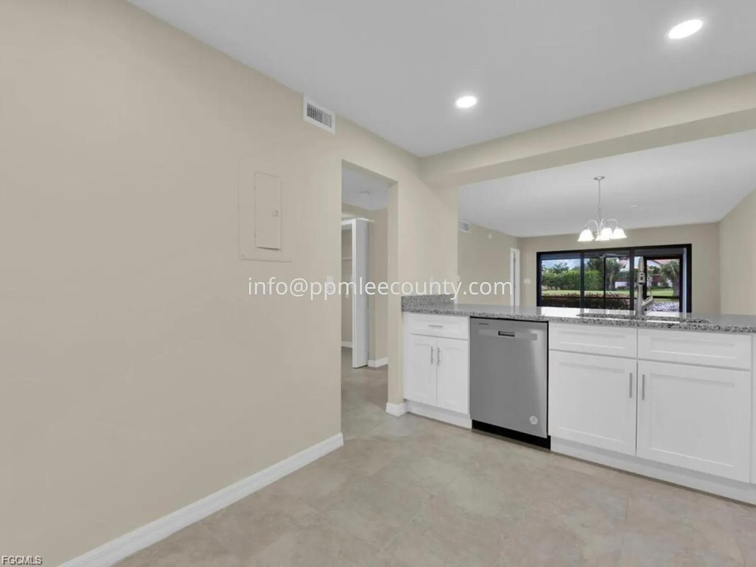 2 bed, 2.0 bath, 1161 sqft, $1,795 — Photo 3