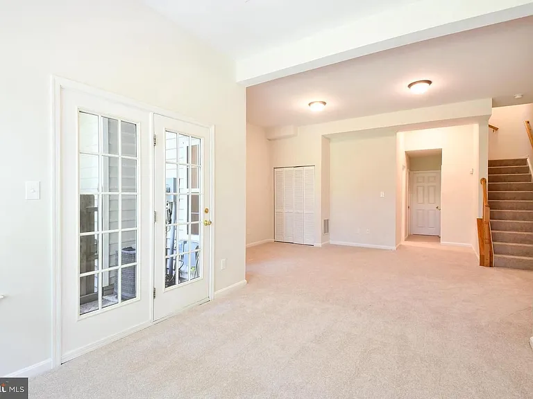 3802 Koval Ln — Photo 22