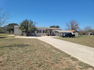 29 N Creek Loop, Comfort, TX 78013