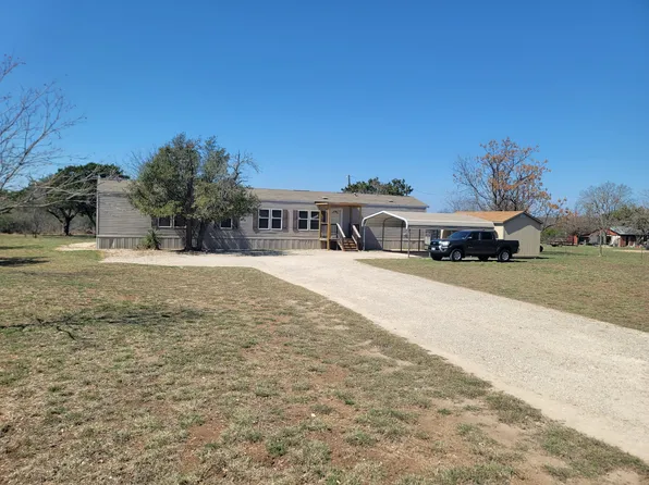 29 N Creek Loop, Comfort, TX 78013