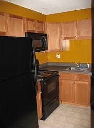 2nd image of 13 Stoney Point Ct