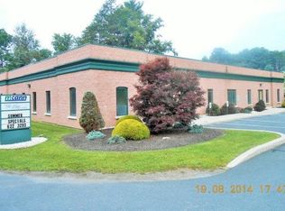 2638 Woodglen Rd, Pottsville, PA 17901