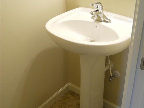 4th image of 38170 Highgate Bluff Ln