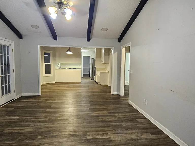 211 Plantation Rd — Photo 63