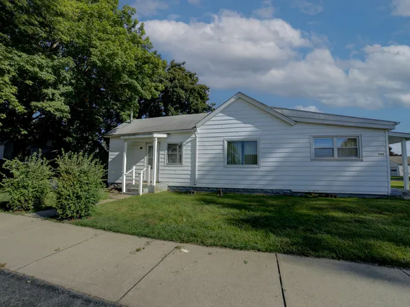 408 South St, Crescent City, IL 60928