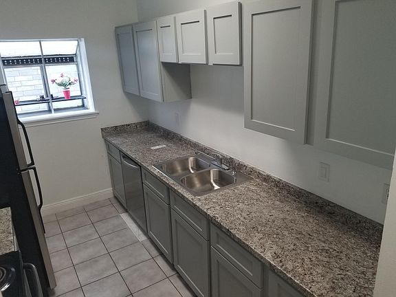 5th image of 3190 Holly Hall St #3190