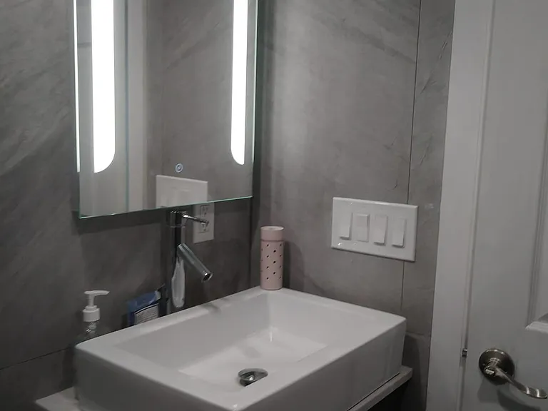 2539 Hubbard St #2 — Photo 9
