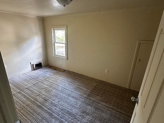 5th image of 535 Van Buren St
