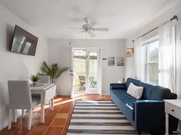 504 N 6th Ave, Jacksonville Beach, FL 32250