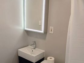 6408 Saint Clair Ave, Cleveland, OH