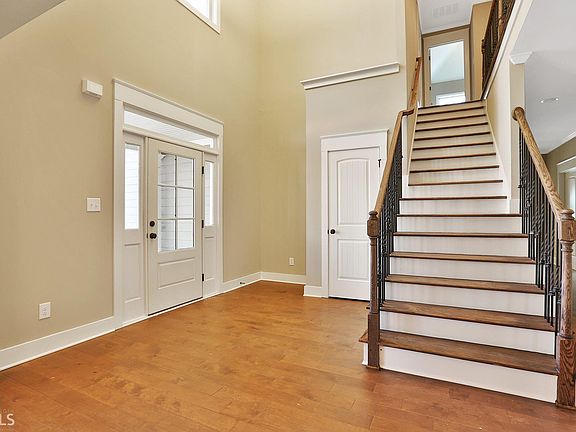 5th image of 175 Marcella Ave #36