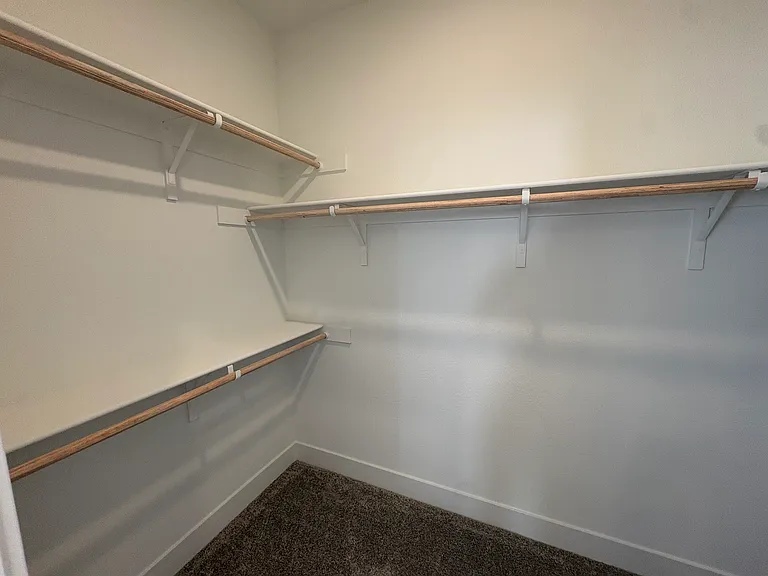 7966 Lamplight Dr — Photo 26