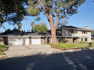 19429 Kinzie St, Northridge, CA 91324