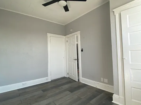 70 Poplar Street image 13 of 19