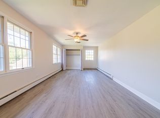 910 E Oak Rd APT 2, Vineland, NJ 08360