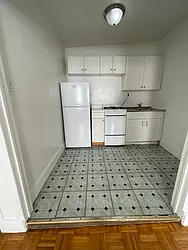 Rented by Peter R. Hungerford, LREB