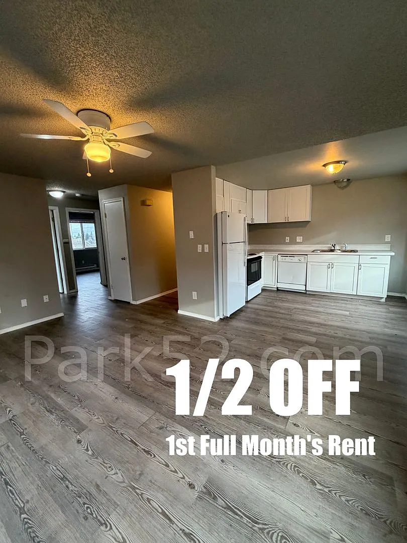 1/2 Off the 1st Full Month's Rent! Tacoma Area Fourplex - 2 Bedroom 1 Bathroom Apartment — Photo 2