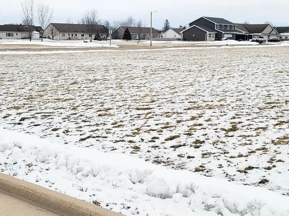 Sunny Vista Ct #34, Seymour, WI 54165