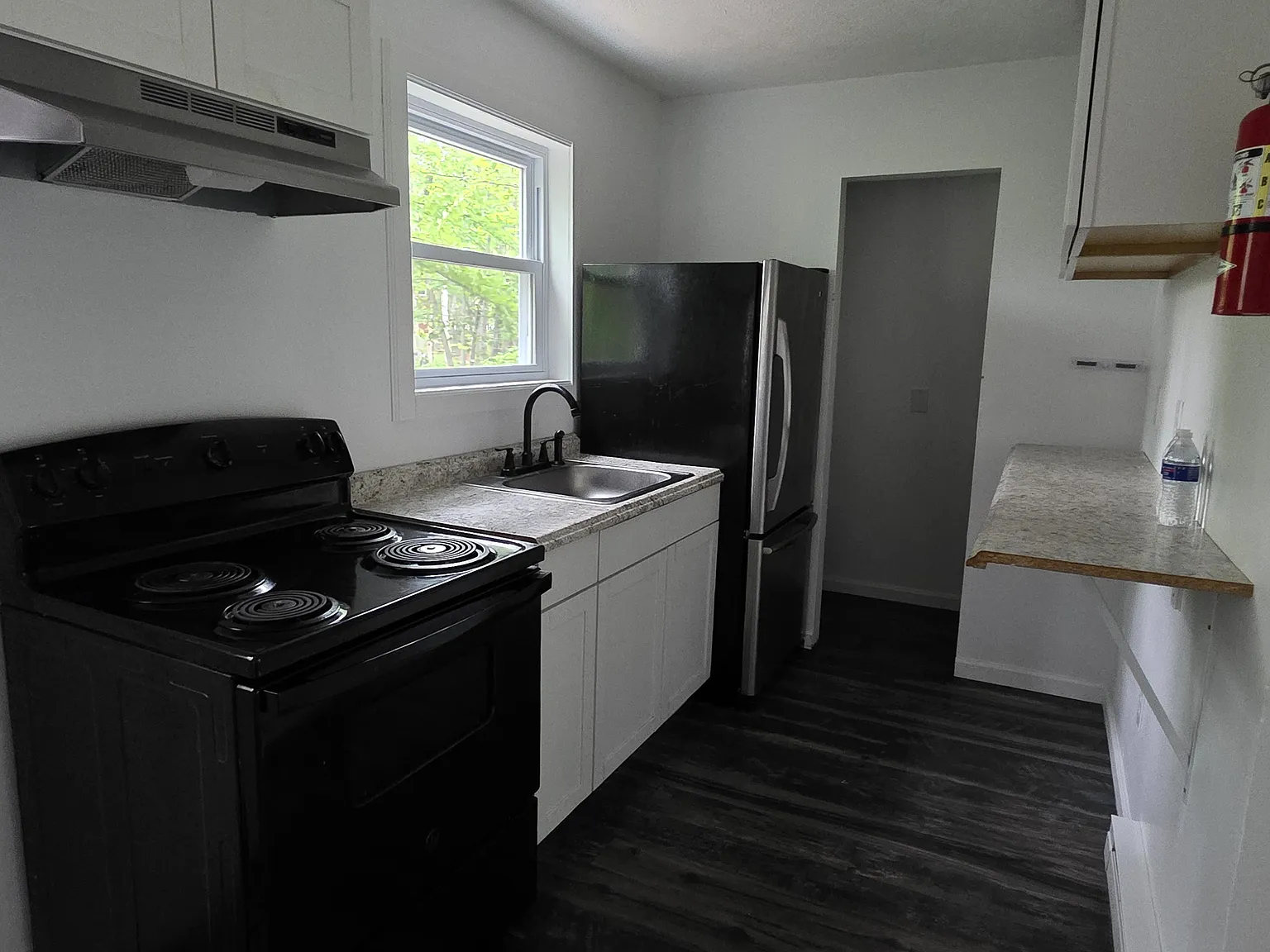 3 bed, 1560 sqft, $1,800 — Photo 4