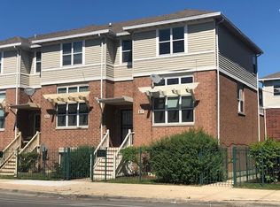 817 S Central Park Ave, Chicago, IL 60624