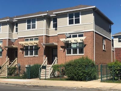 817 S Central Park Ave, Chicago, IL, 60624