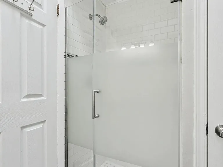 2678 Tremont St #1 — Photo 15