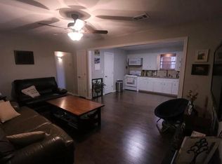 315 N 10th St, Nederland, TX 77627