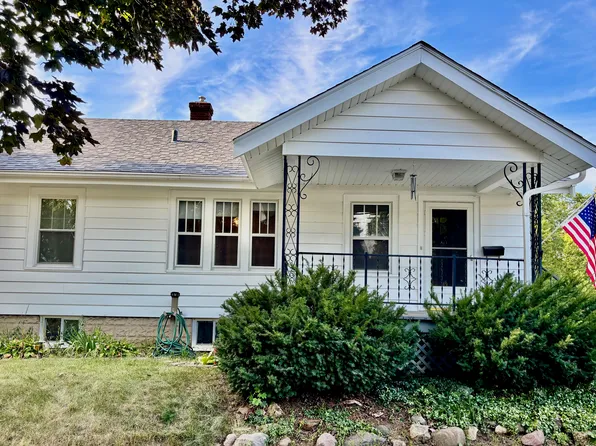 1231 23rd St, Rockford, IL 61108