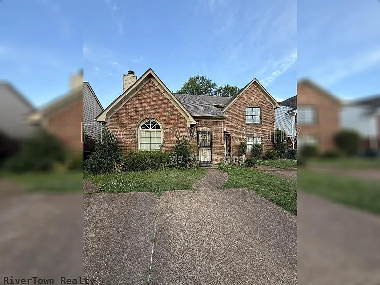 1648 Beaver Trail Dr — Photo 1