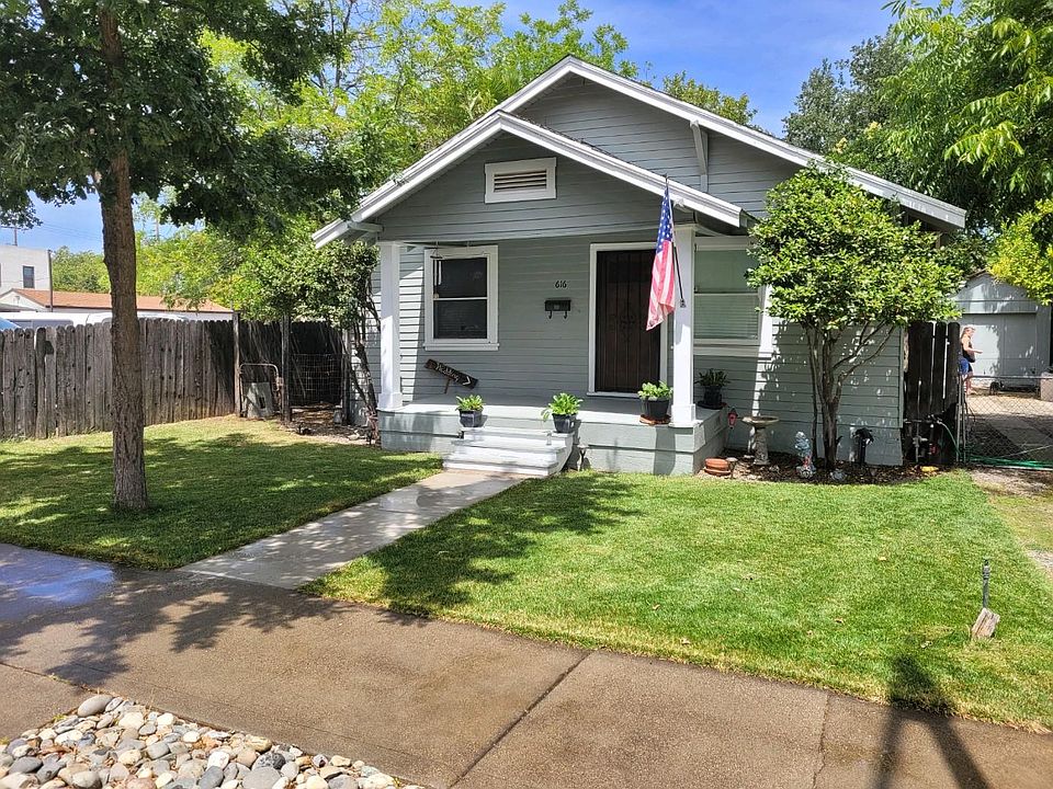 1st image of 616 Royer St