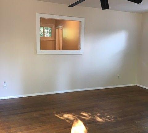 4th image of 7503 Griffin Ave