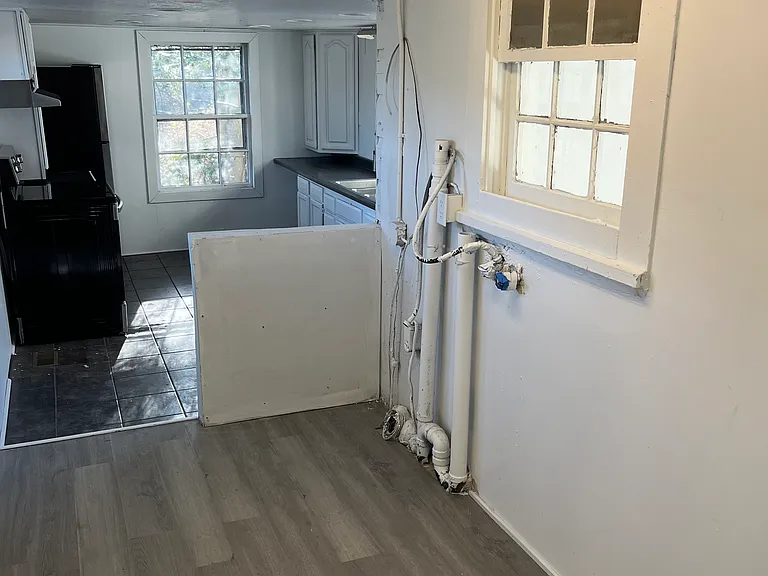 1010 N Weldon St — Photo 6