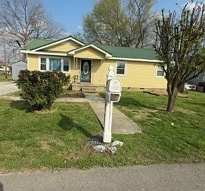 1st image of 311 Madison St