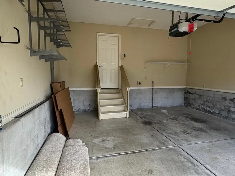 2860 Mahala Ln — Photo 18