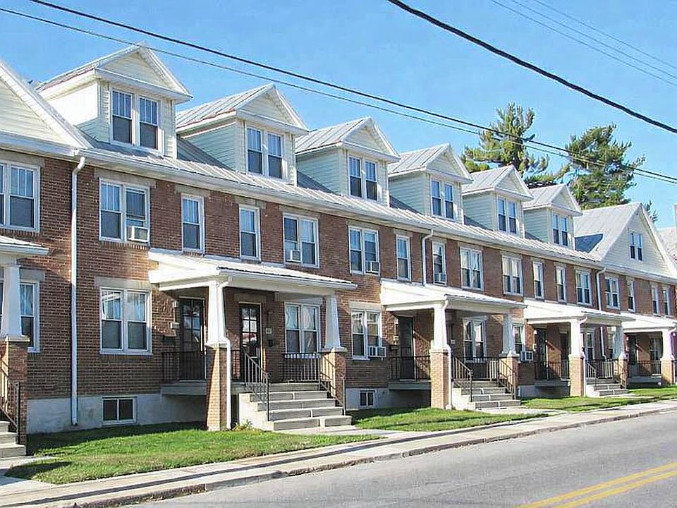 1st image of 200 E Green St APT 2