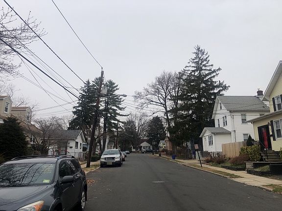5th image of 1511 Hiawatha Ave