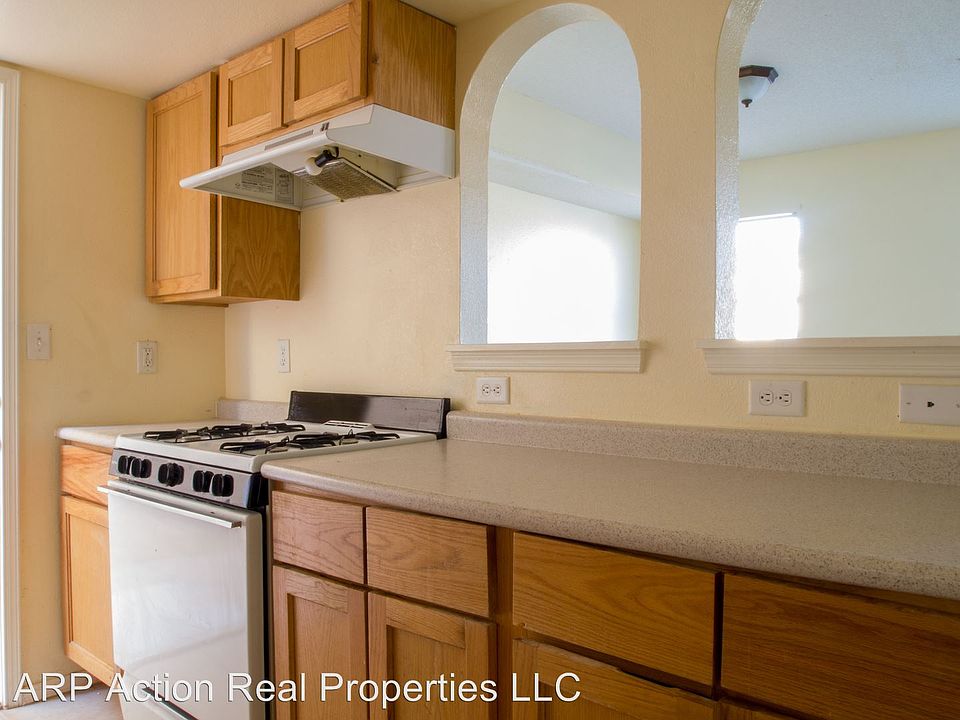 2nd image of 11028 Sunshine Ct