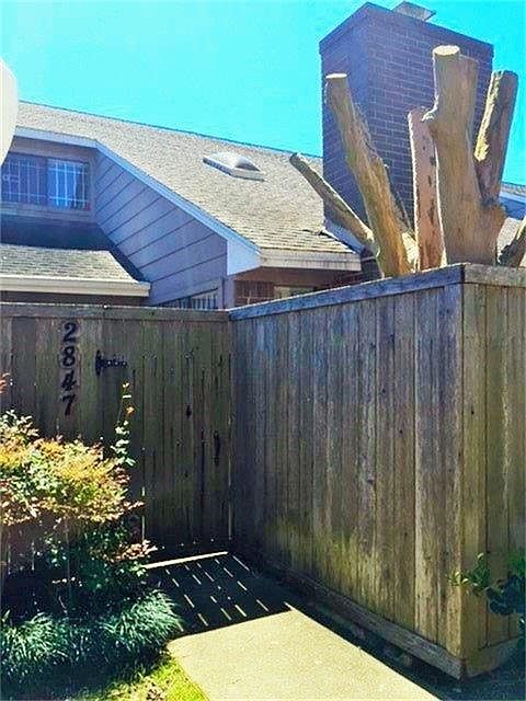 1st image of 2847 Panagard Dr #40